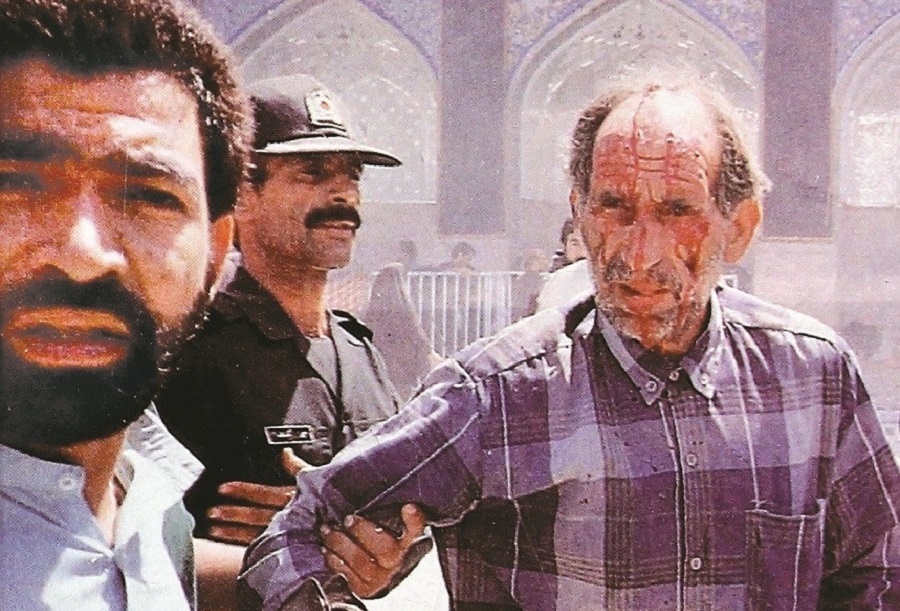 ناگفتههای بمب گذاری حرم از زبان آتشنشان یحی پاک عقیده ناگفتههای بمب گذاری حرم از زبان آتشنشان یحی پاک عقیده