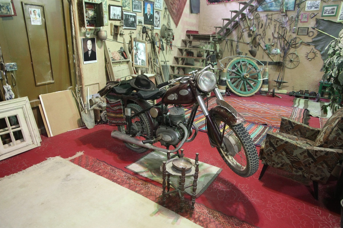 موتور دکتر شیخ که بخشی از موزه پهلوانی است