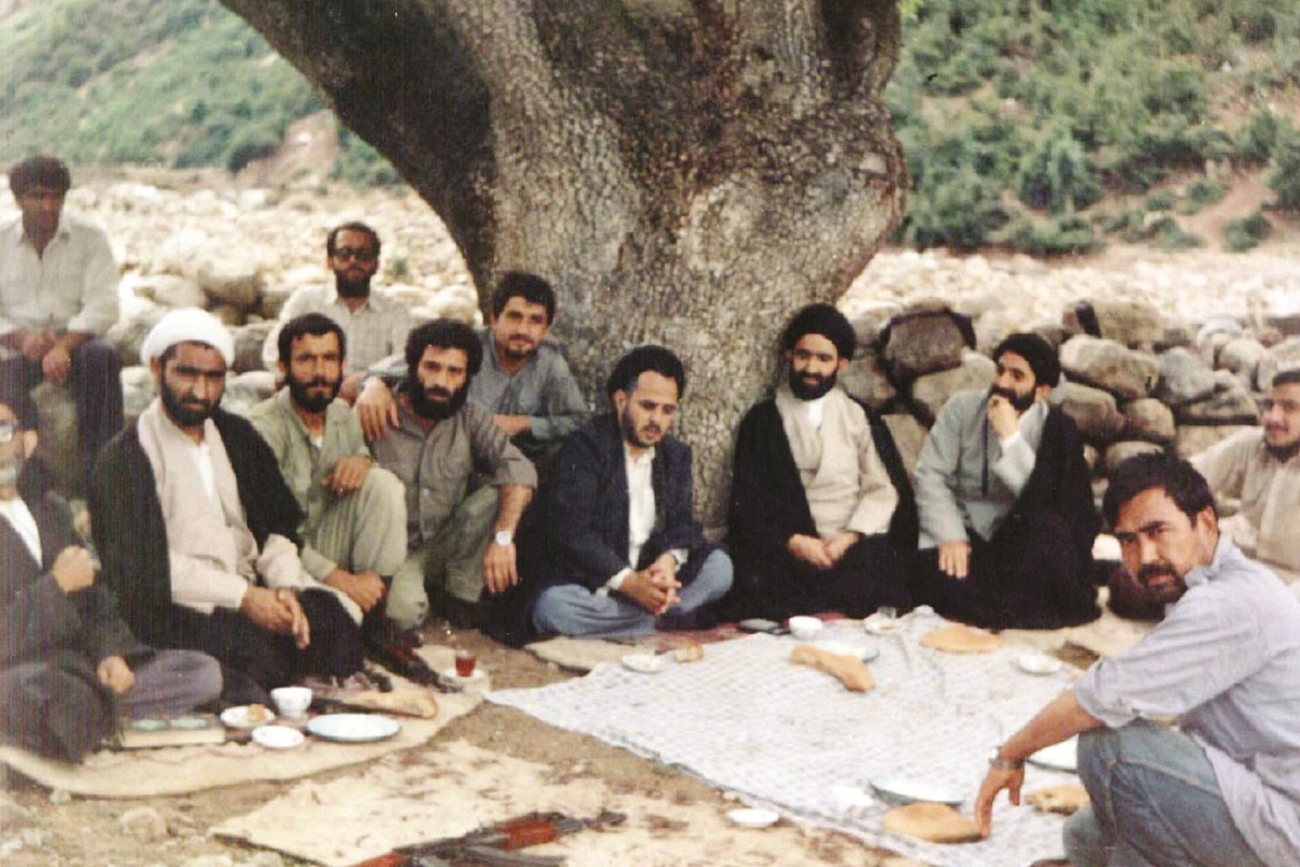 لحظات حساس ترور شهید هاشمی نژاد از زبان شاهدان لحظات حساس ترور شهید هاشمی نژاد از زبان شاهدان