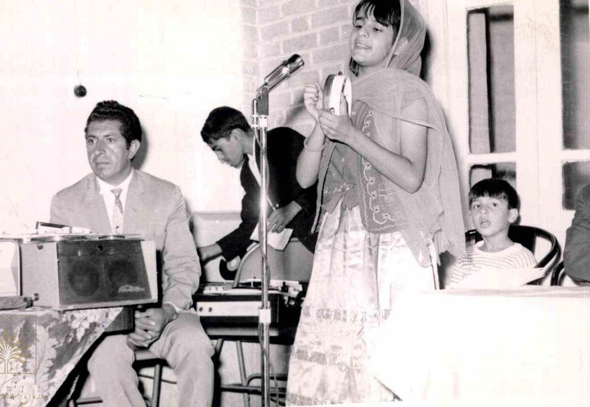 درباره سرگذشت رادیو و خاطراتی که حالا ۷۴ ساله شده‌اند