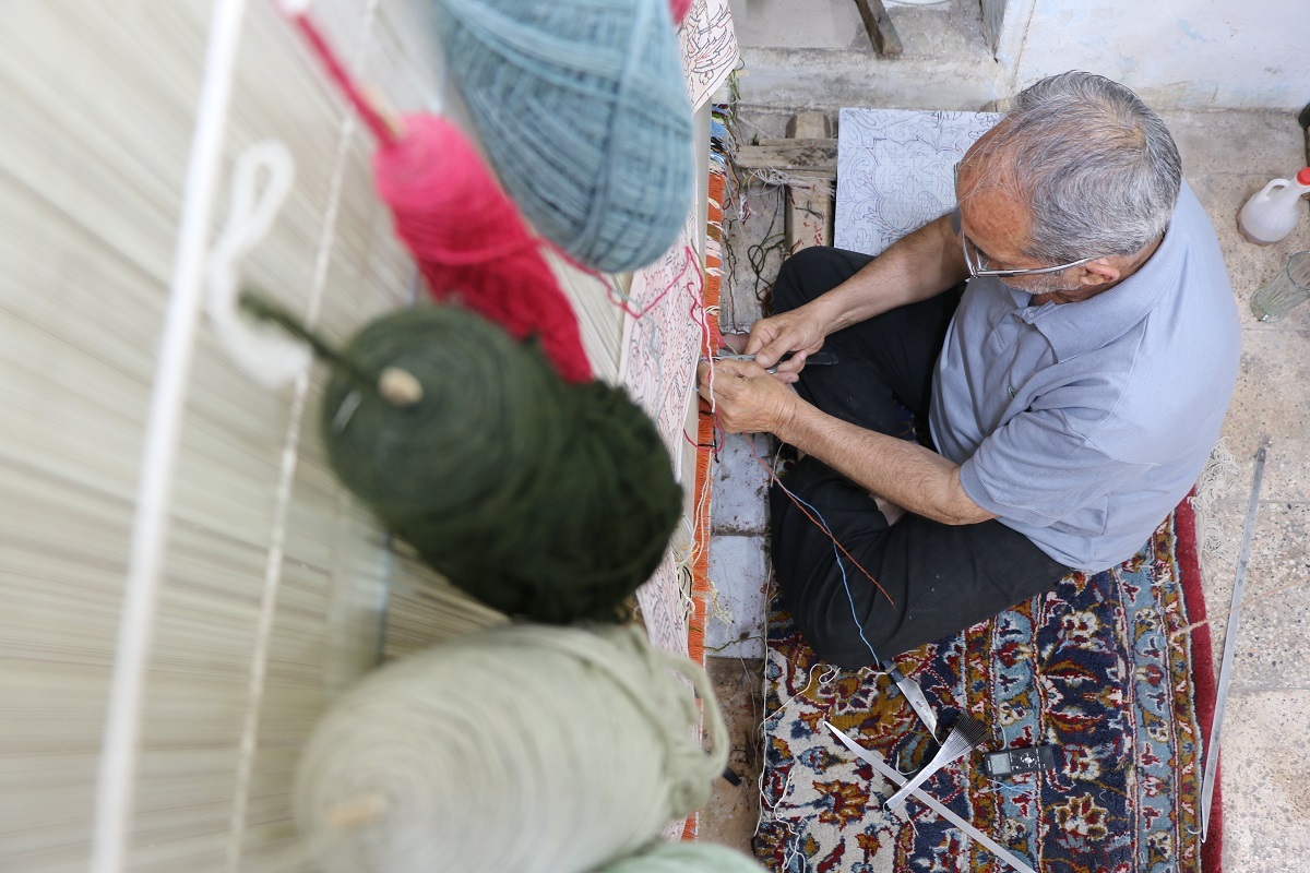 بازمانده قالیبافهای کوچه ادیب صابر بازمانده قالیبافهای کوچه ادیب صابر