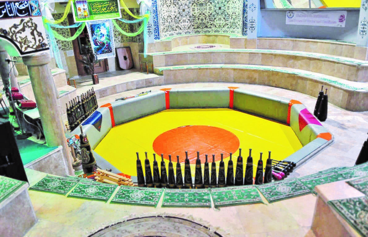 خانوادهای که بنای آنها ورزش پهلوانی است خانوادهای که بنای آنها ورزش پهلوانی است