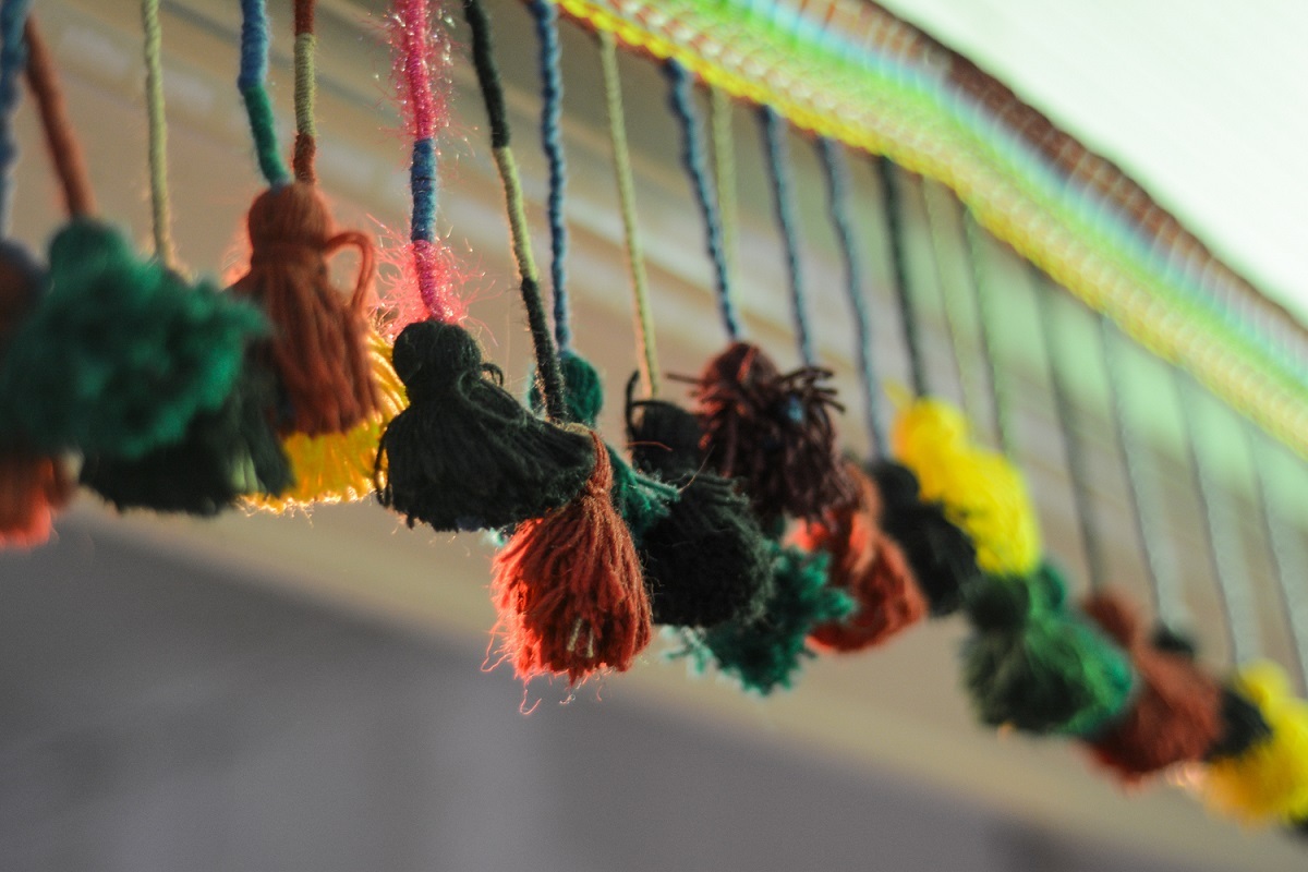 بانوی کارآفرین محله خاتم الانبیاء سرآمد هنر پارچهبافیِ ابریشمِ کرمانج است بانوی کارآفرین محله خاتم الانبیاء سرآمد هنر پارچهبافیِ ابریشمِ کرمانج است