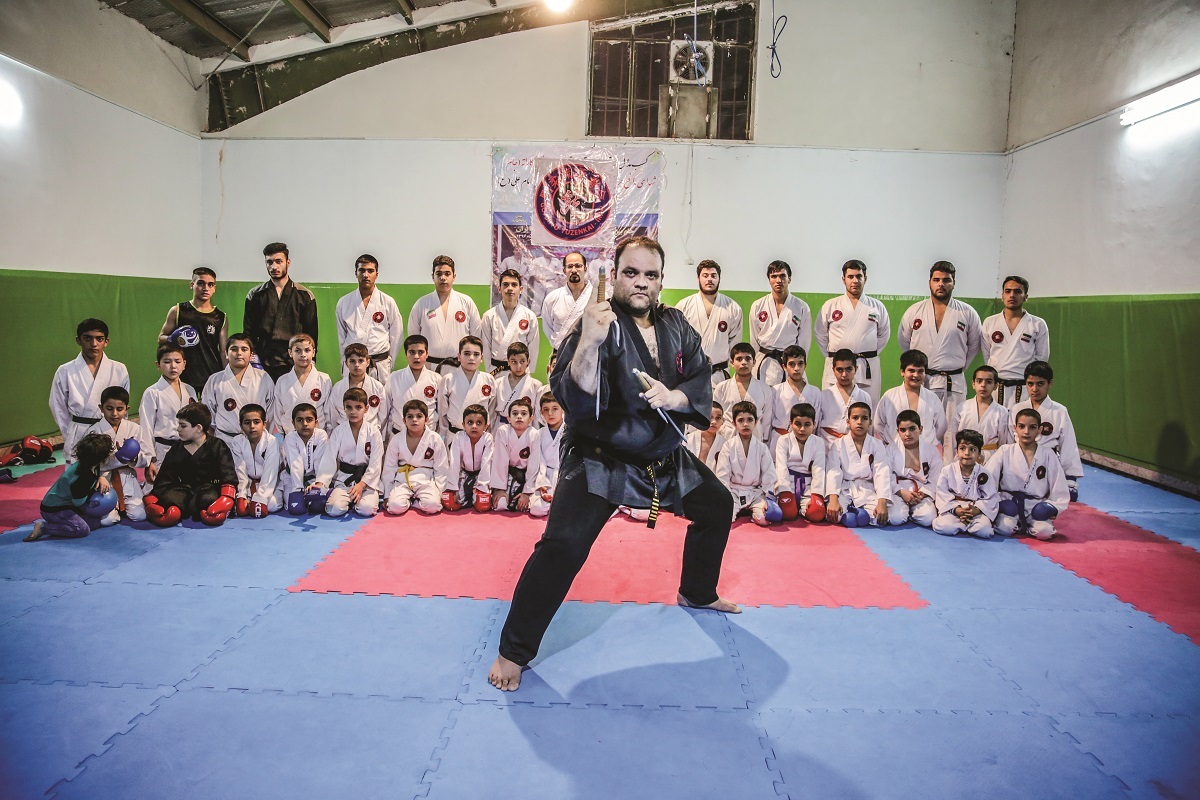 حمله نه، دفاع