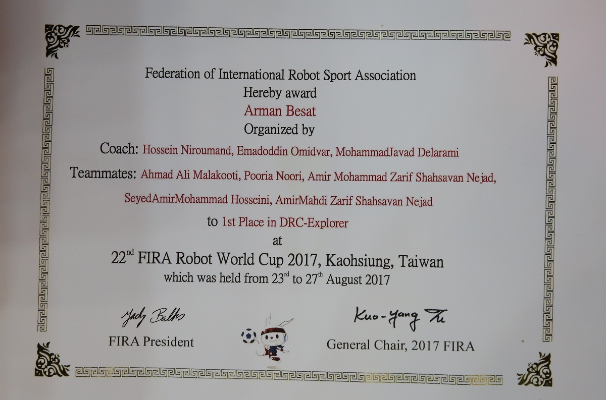 ذهن زیبای پوریا در رشته روباتیک