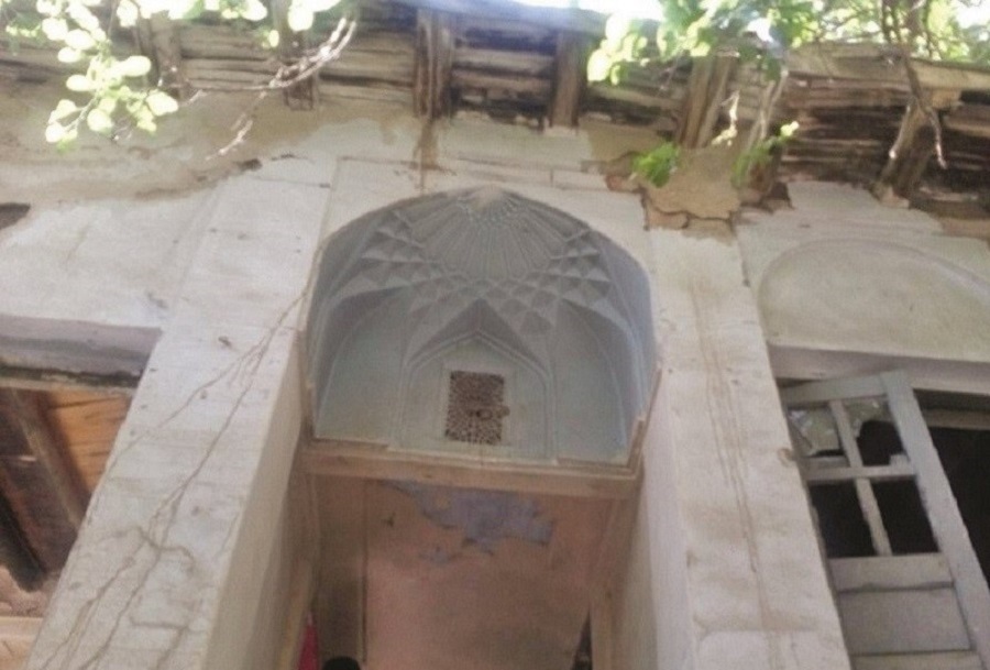 خانۀ نیلی؛ از قلم افتاده خانۀ نیلی؛ از قلم افتاده