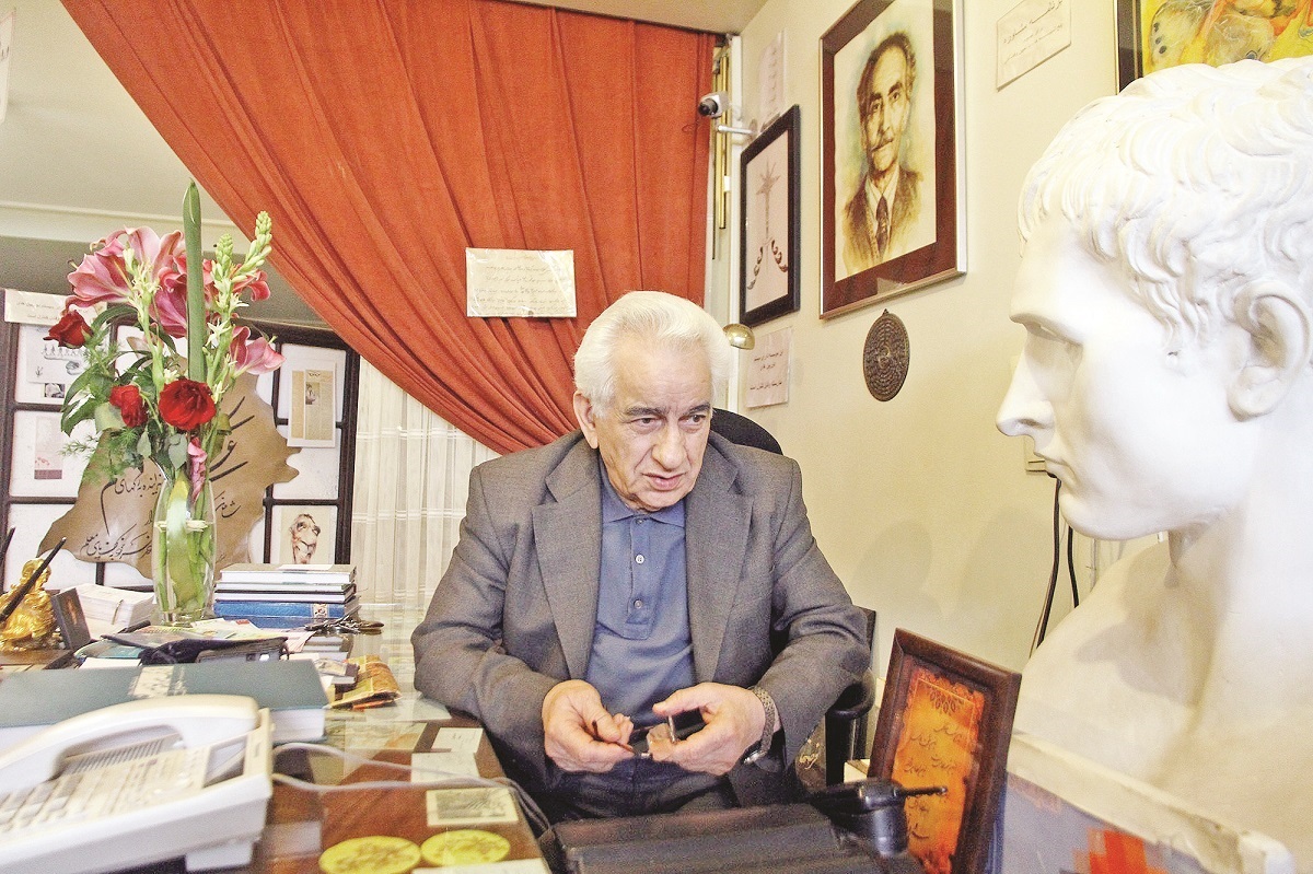 گفتگو با منوچهر اسپهبدی،  پدر هنرهای تجسمی خراسان گفتگو با منوچهر اسپهبدی،  پدر هنرهای تجسمی خراسان