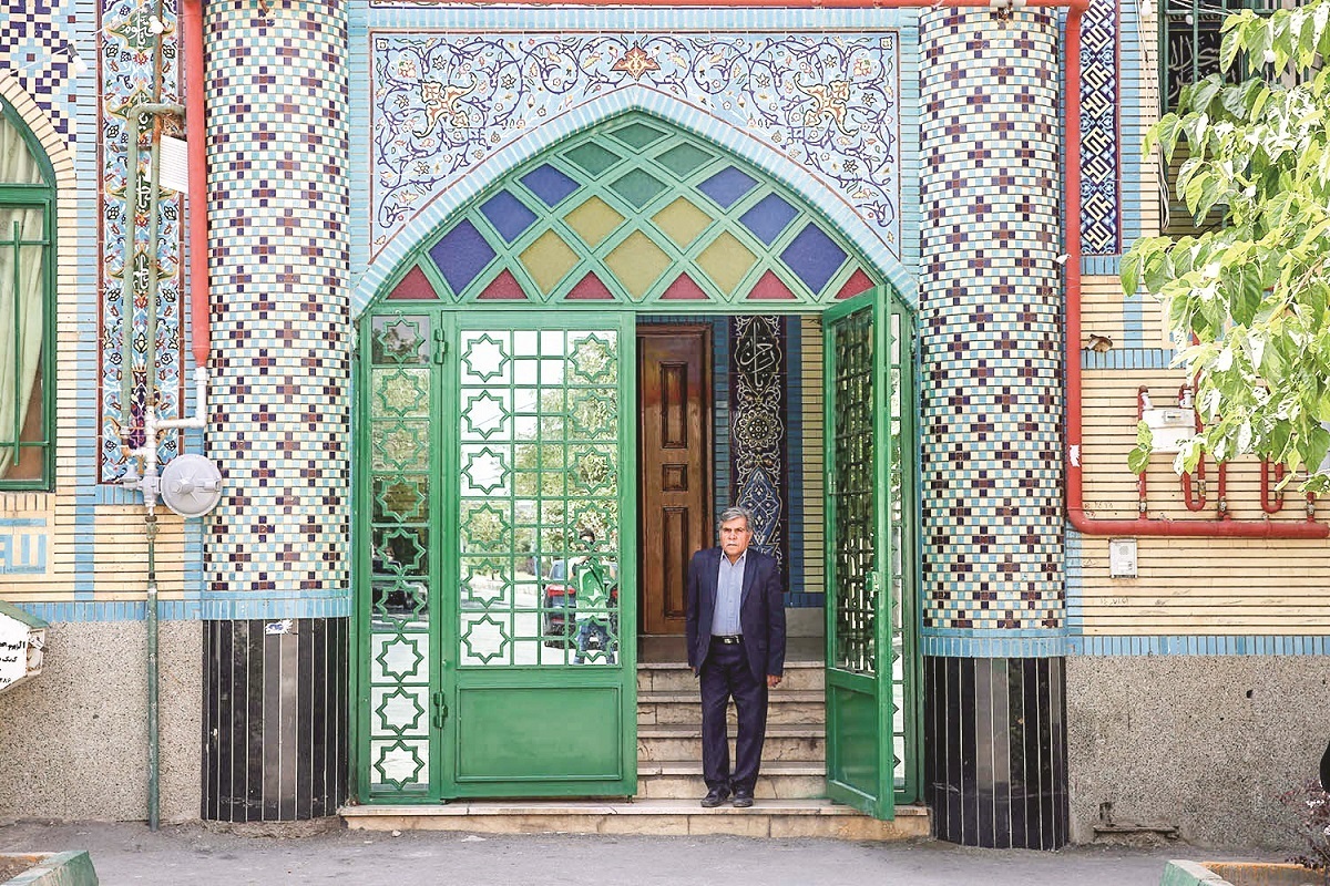 ۶۰ سال روضه خوانی عاشقانه حاج محمد