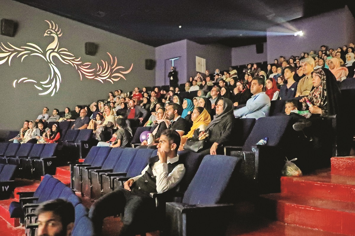 از کسب علوم دینی در حوزه تا مدیریت دو پردیس سینمایی بزرگ در مشهد از کسب علوم دینی در حوزه تا مدیریت دو پردیس سینمایی بزرگ در مشهد