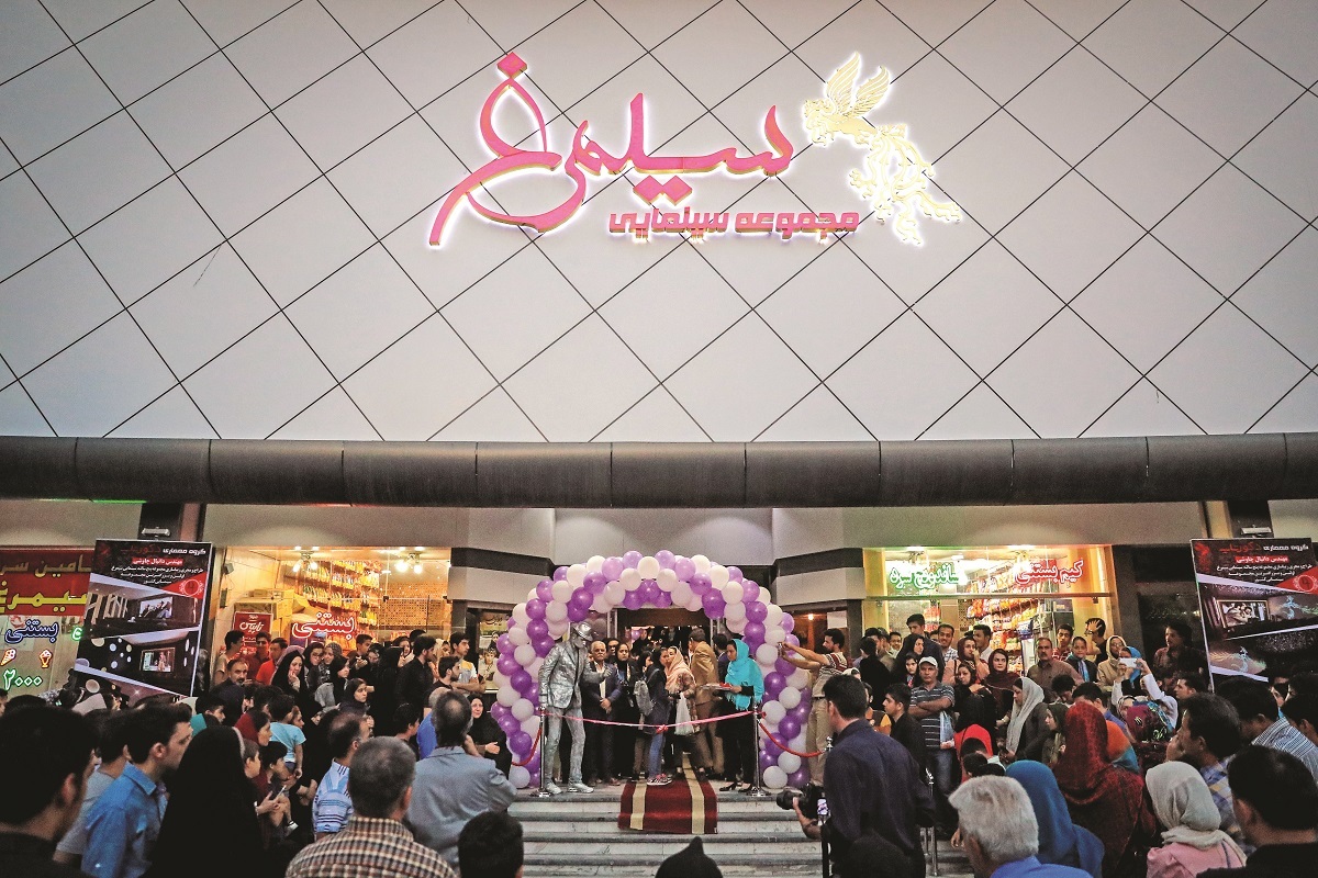 از کسب علوم دینی در حوزه تا مدیریت دو پردیس سینمایی بزرگ در مشهد از کسب علوم دینی در حوزه تا مدیریت دو پردیس سینمایی بزرگ در مشهد