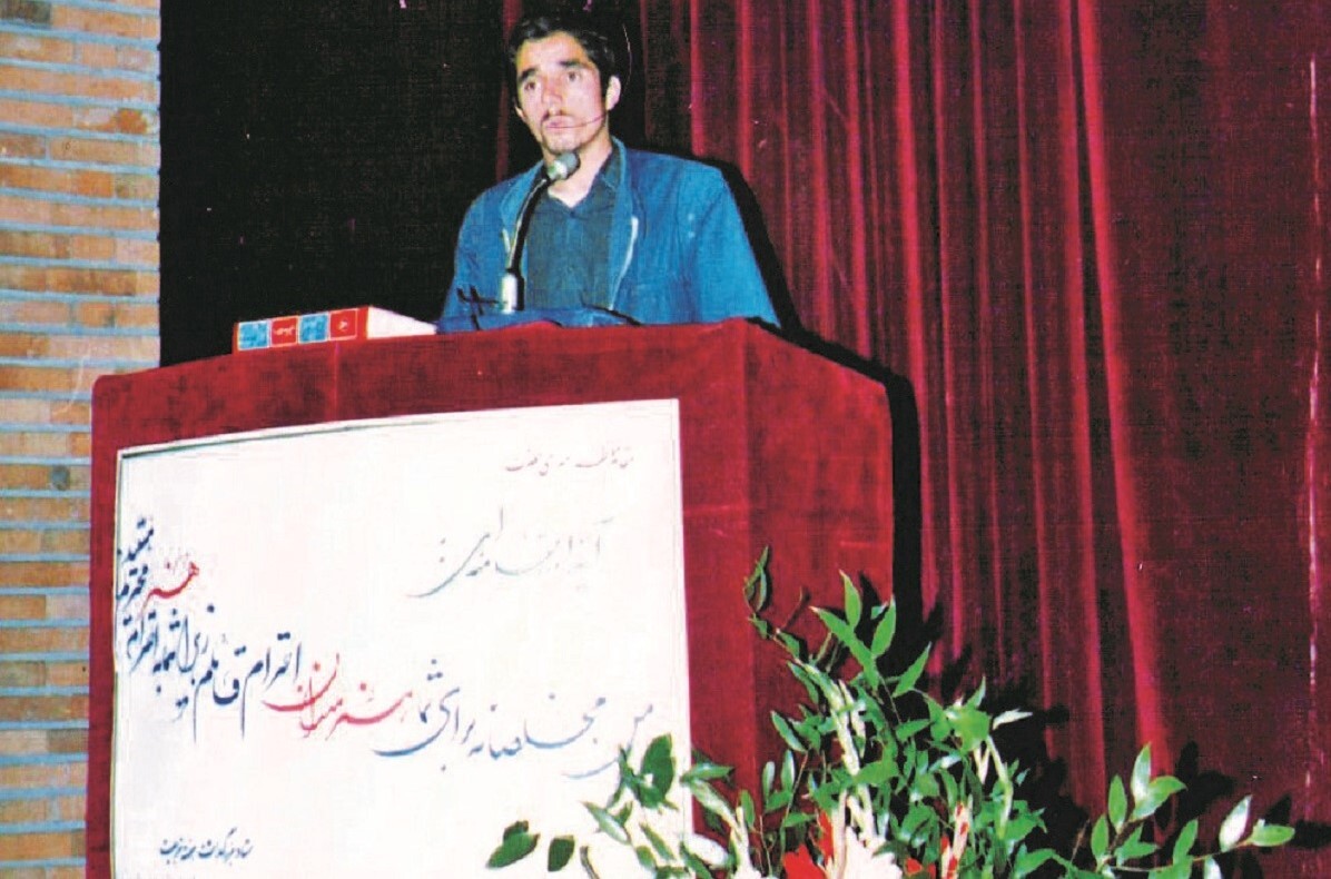 درباره قاسم رفیعا که لهجۀ مشهدی نقش پررنگی در اشعارش دارد درباره قاسم رفیعا که لهجۀ مشهدی نقش پررنگی در اشعارش دارد