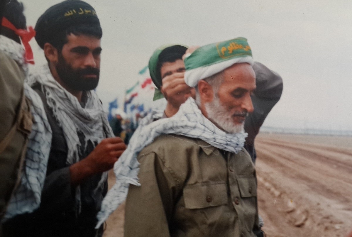 خادم ملت خادم ملت