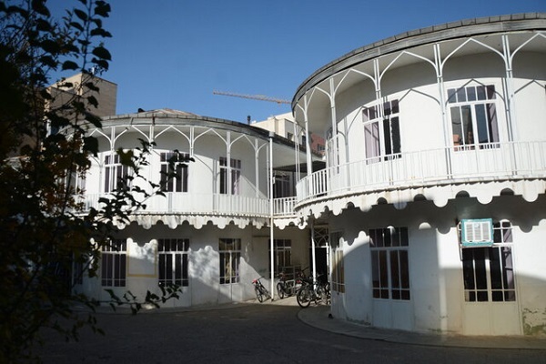 عابدزاده که بود و چرا مدارس دینی ساخت؟