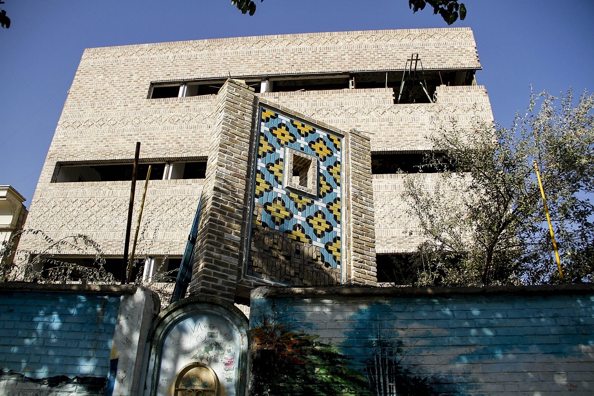 واچینی آثار تاریخی تخریب شده اطراف حرم در محلات دیگر