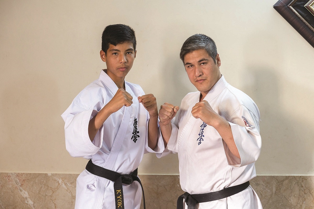 معجزۀ دَمبِل‌های زنگ‌زده