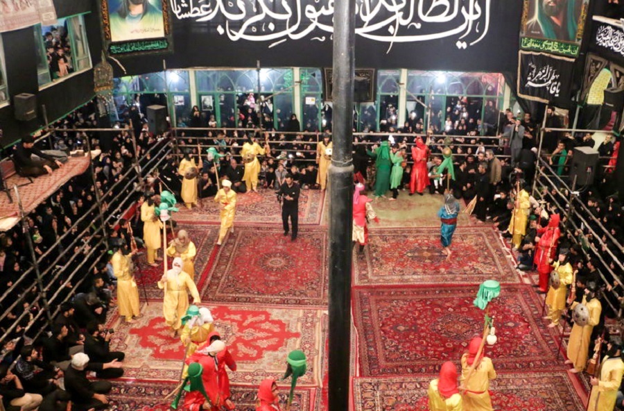 عزاداری حسینیه کرمانیها زیر خیمه ۲۰۰ ساله عزاداری حسینیه کرمانیها زیر خیمه ۲۰۰ ساله