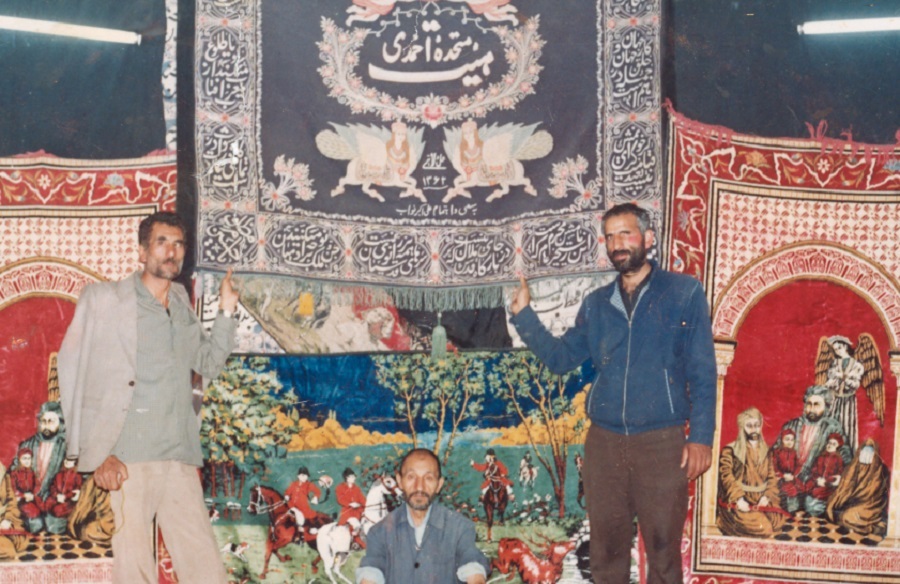 حاج علیاکبر نواب ساکن قدیمی کوچه زردی ۹۰ سال پیش هیئت احمدی را پروبال داد حاج علیاکبر نواب ساکن قدیمی کوچه زردی ۹۰ سال پیش هیئت احمدی را پروبال داد