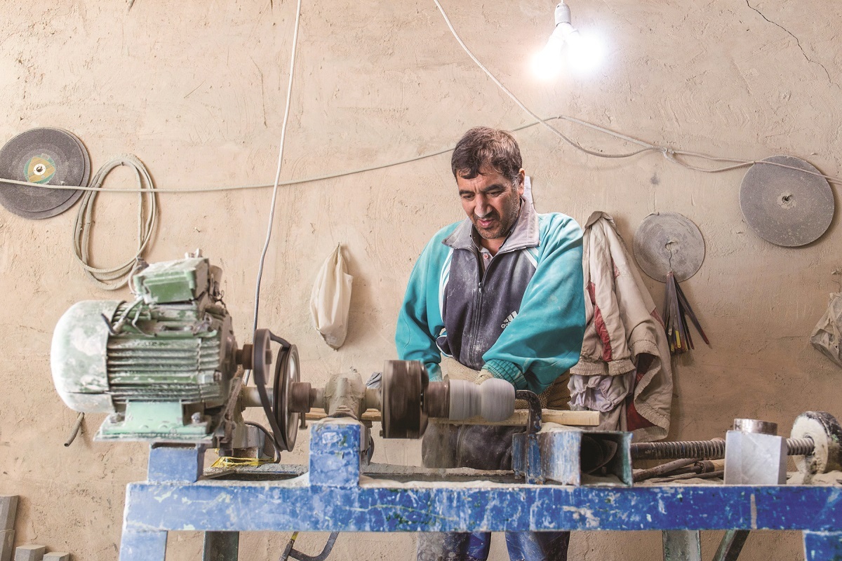 داستان مرد و سنگ داستان مرد و سنگ