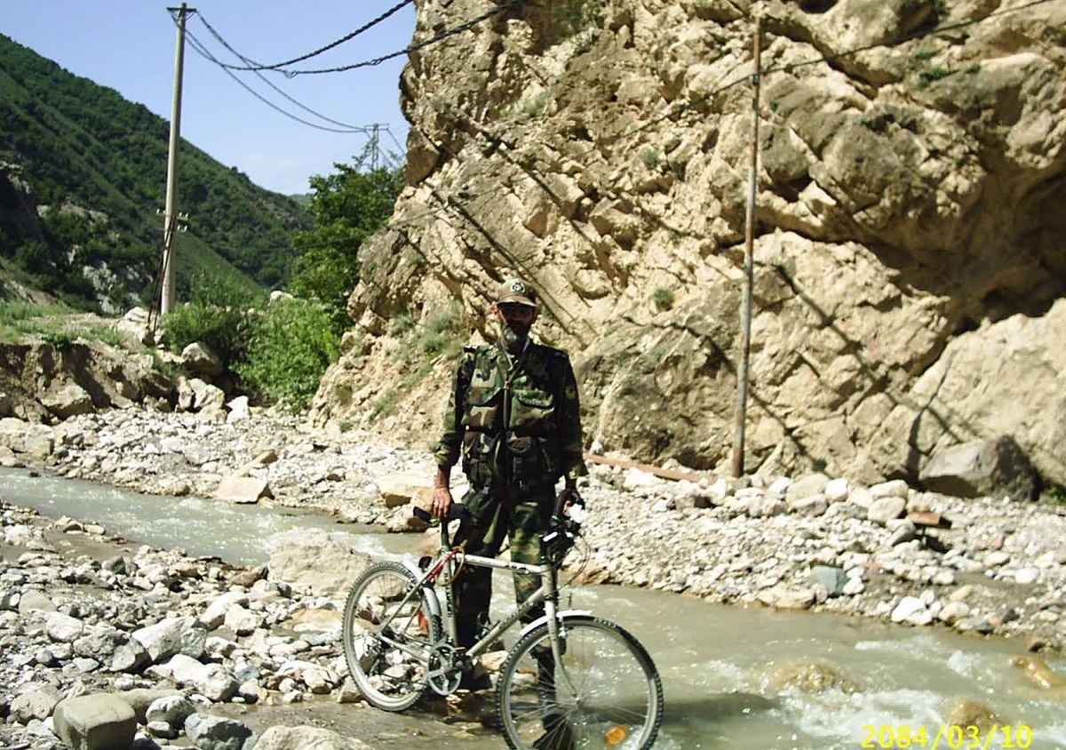 زندگی پر تکاپوی «باباعلی» زندگی پر تکاپوی «باباعلی»