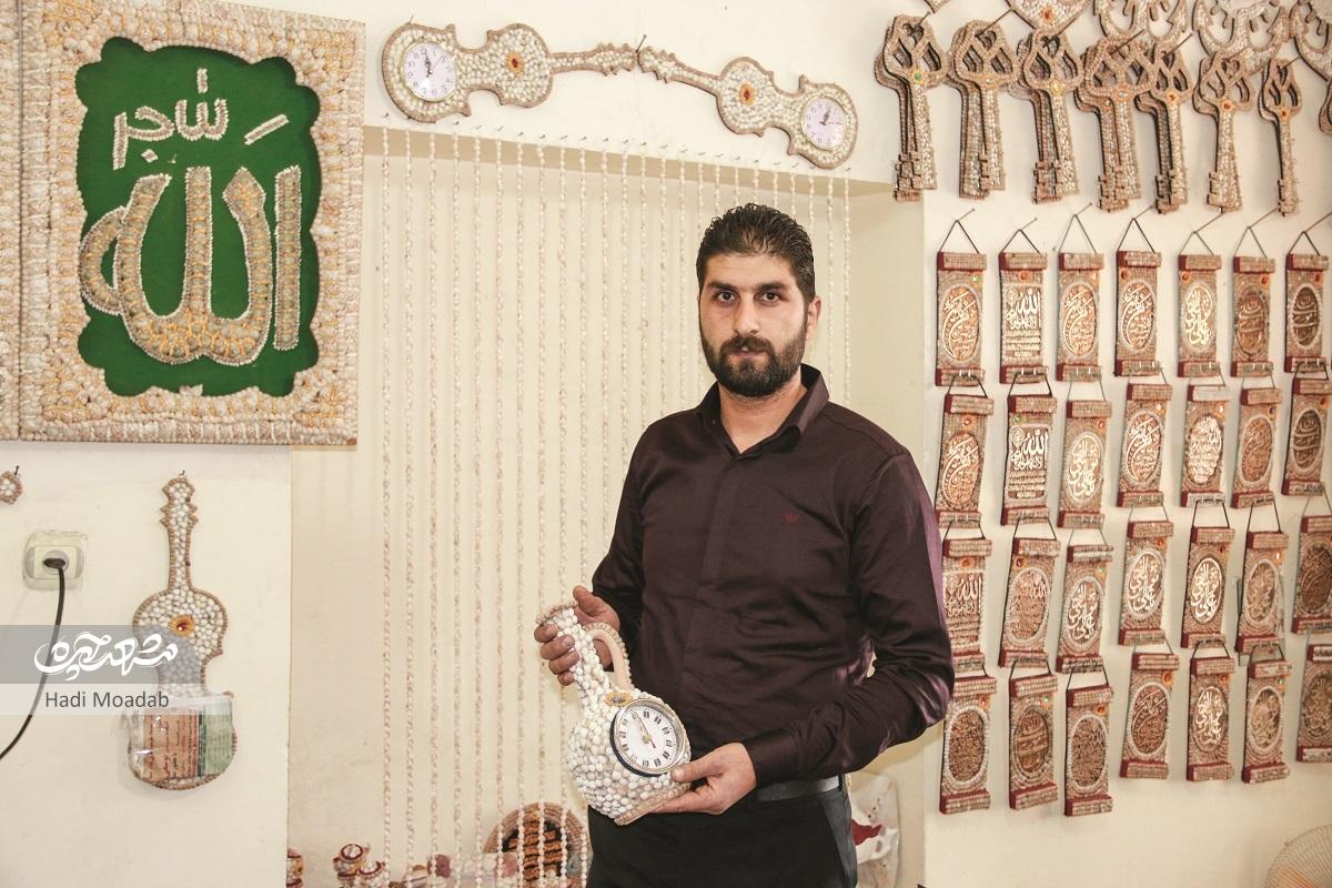 کارآفرینی حاج حسن با صدفهای دریا کارآفرینی حاج حسن با صدفهای دریا