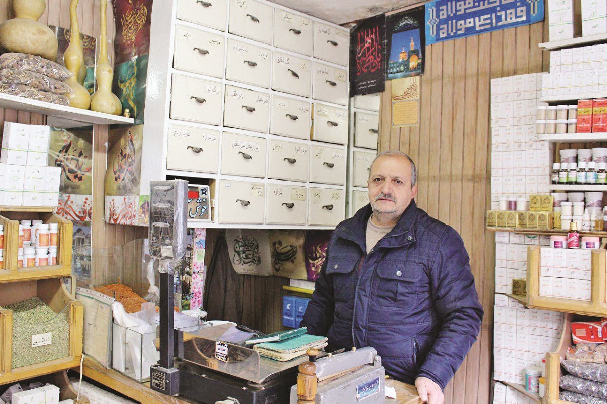 ‌شب‌نشینی شیرین