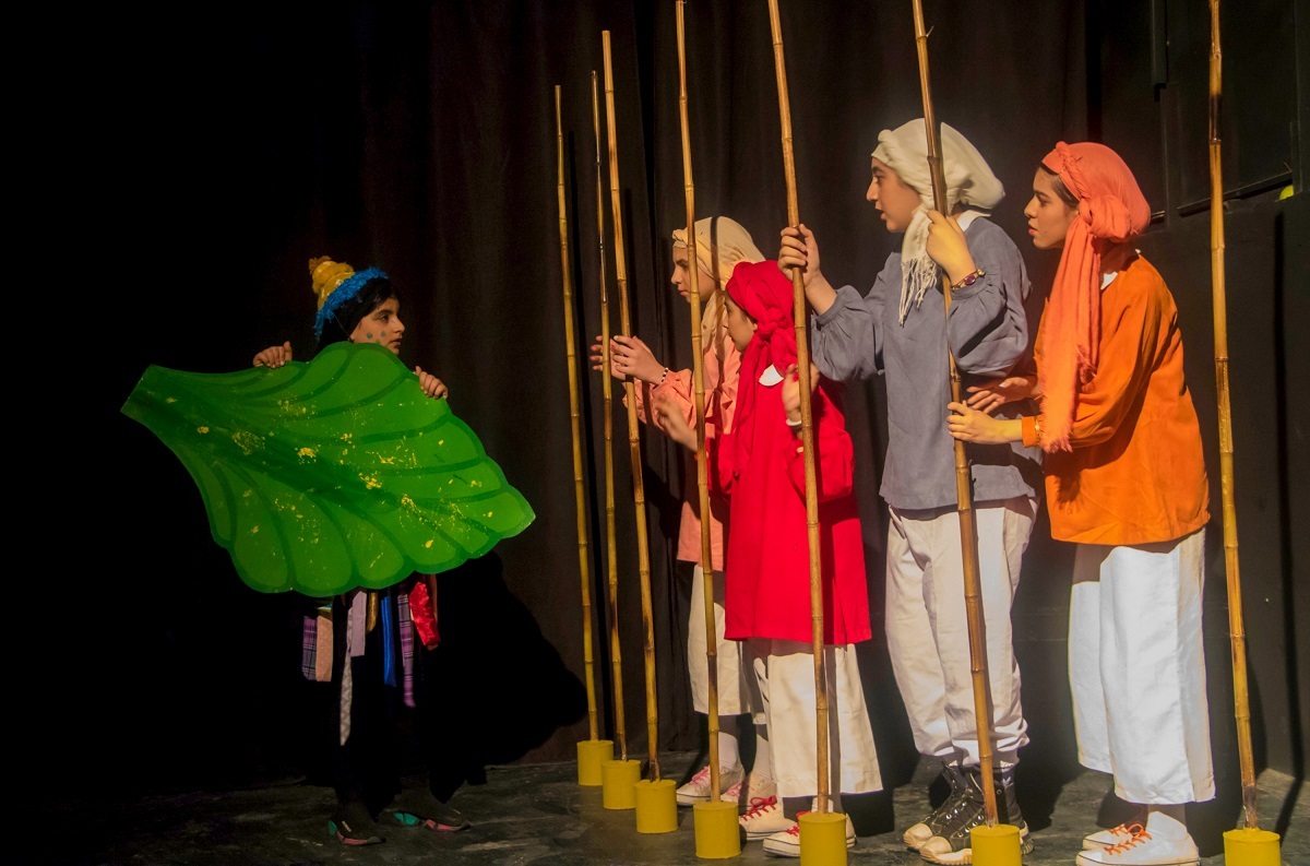 گپ و گفتی با جواد رحیم زاده کارگردان تئاتر به بهانه اجرای نمایش «جزیره عجیب»