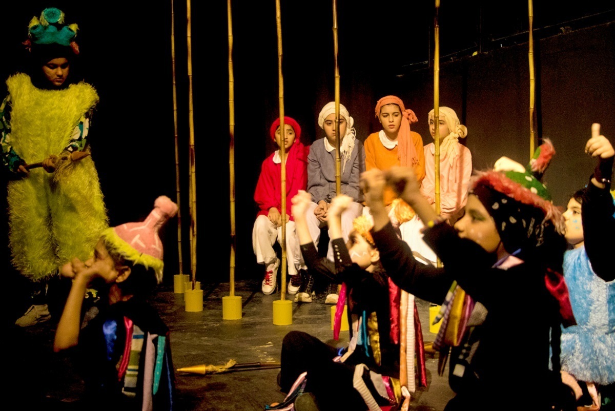 ققنوس، پر پرواز جواد رحیم زاده شد