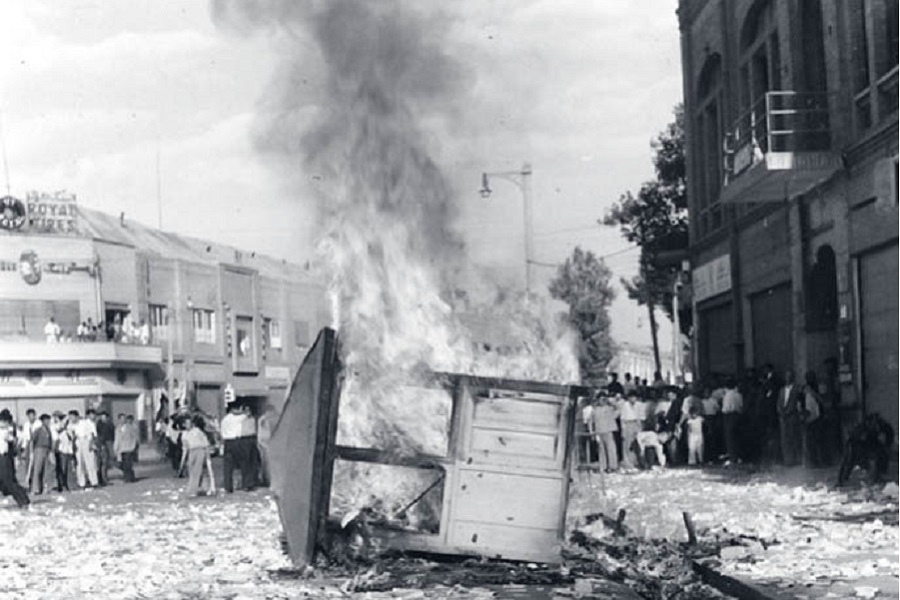مروری بر اتفاقات مشهد در کودتای ۲۸ مرداد ۱۳۳۲ مروری بر اتفاقات مشهد در کودتای ۲۸ مرداد ۱۳۳۲