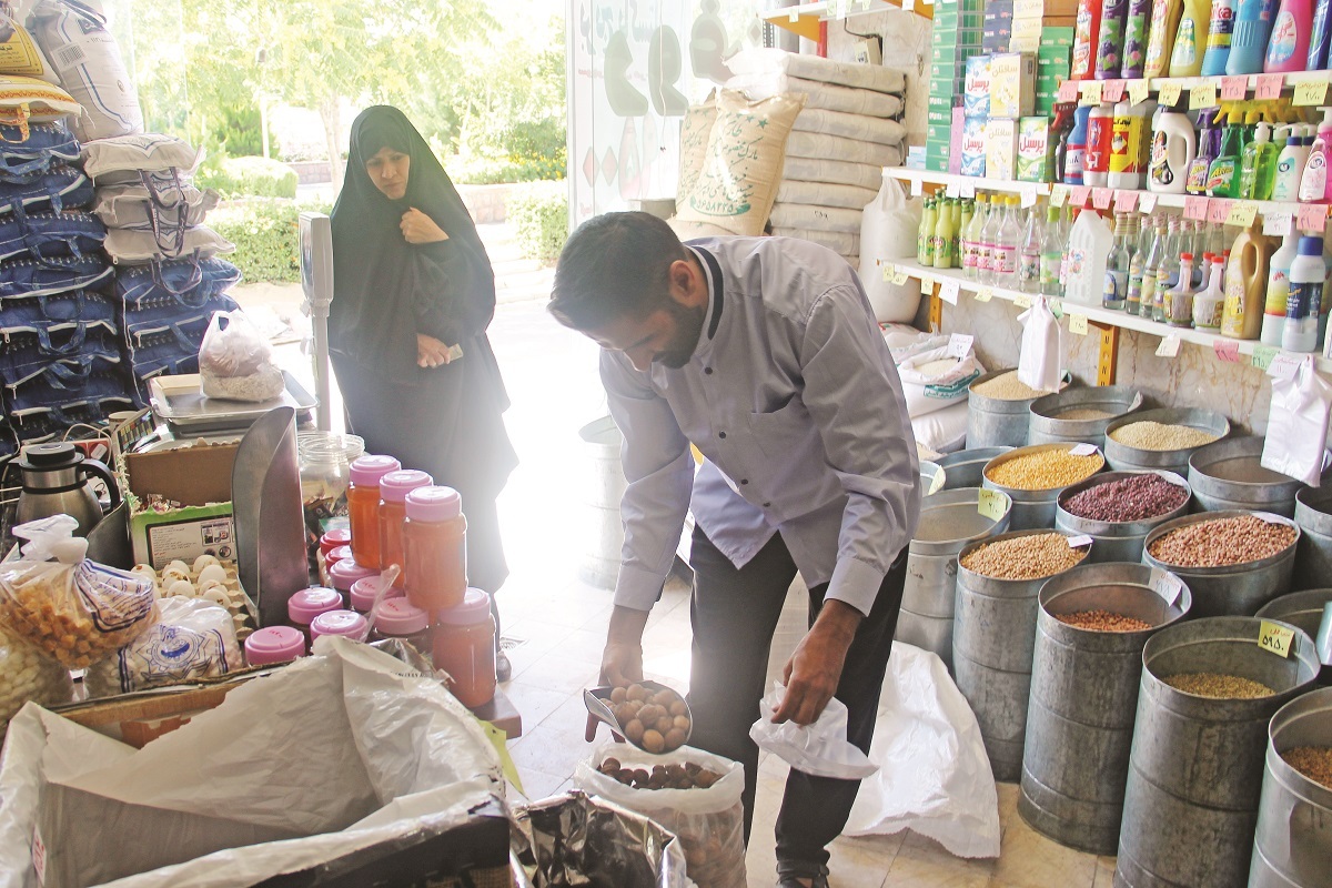 جواد آقا، پرچمدار فروش کالاهای ایرانی جواد آقا، پرچمدار فروش کالاهای ایرانی