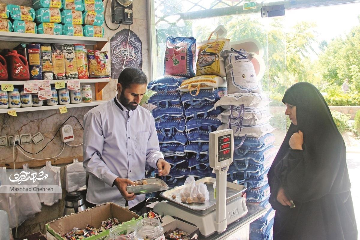 جواد آقا، پرچمدار فروش کالاهای ایرانی است