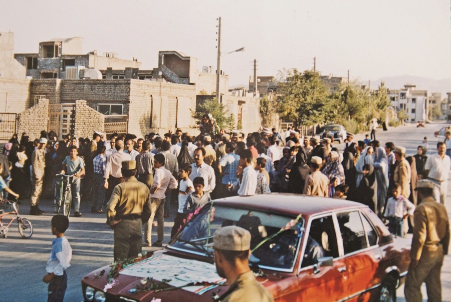 اسـیربانِ اسـیر اسـیربانِ اسـیر