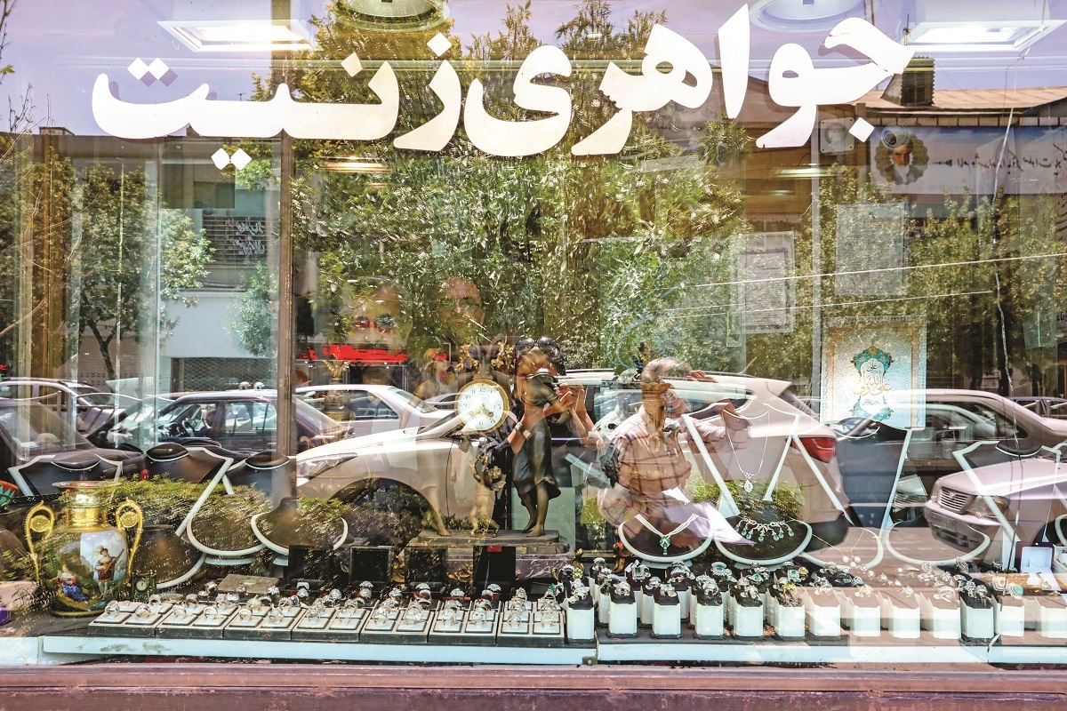 پنج نسل جواهرسازی؛ از دربار قاجار تا مغازه خیابان ارگ