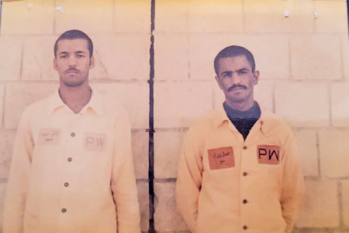 روایت اردوگاههای عراق از زبان عباس نصیری که اسارت او از ۱۵ سالگی شروع شد روایت اردوگاههای عراق از زبان عباس نصیری که اسارت او از ۱۵ سالگی شروع شد