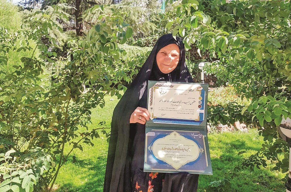 سالمند ۷۶ ساله مشهدی راز شادابیاش را در ورزش میبیند