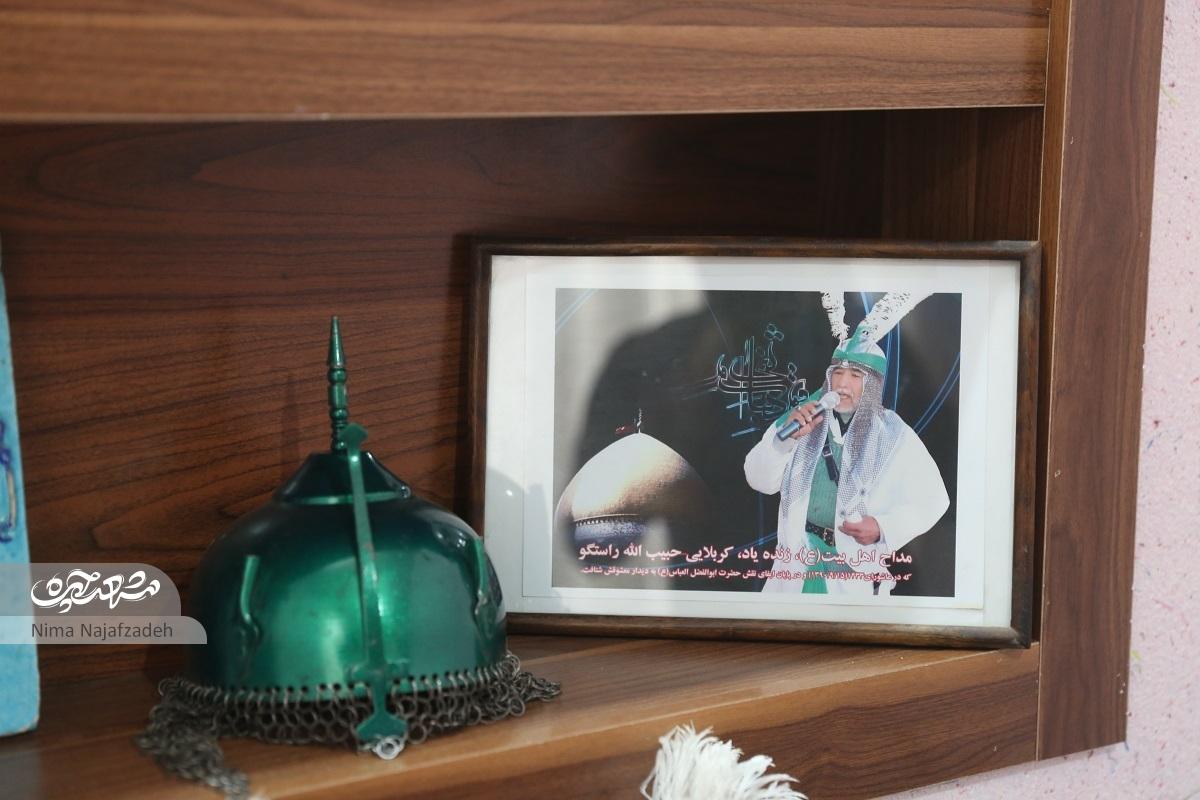 بــرادرم در آغــوشم جــان داد