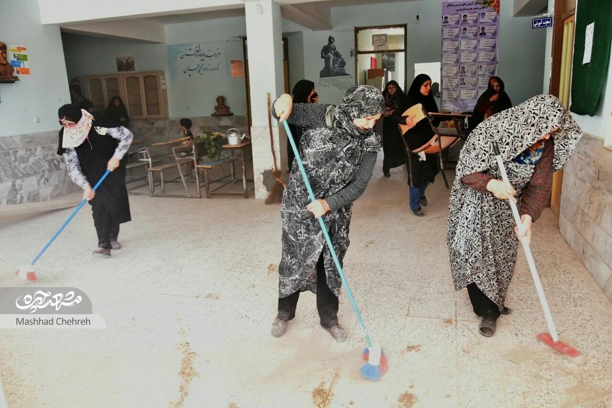 نذر فرهنگی بانوان جوان توسی در دیدارهای هفتگی‌شان با سالمندان، همراه برکات فراوانی است