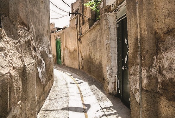 دم قلعه تا گوشت های داخل کندو!