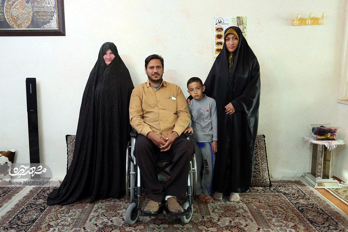 روایت زندگی پدری که بعد از جنگ، تعمیرکار افتخاری ویلچر معلولان شد روایت زندگی پدری که بعد از جنگ، تعمیرکار افتخاری ویلچر معلولان شد