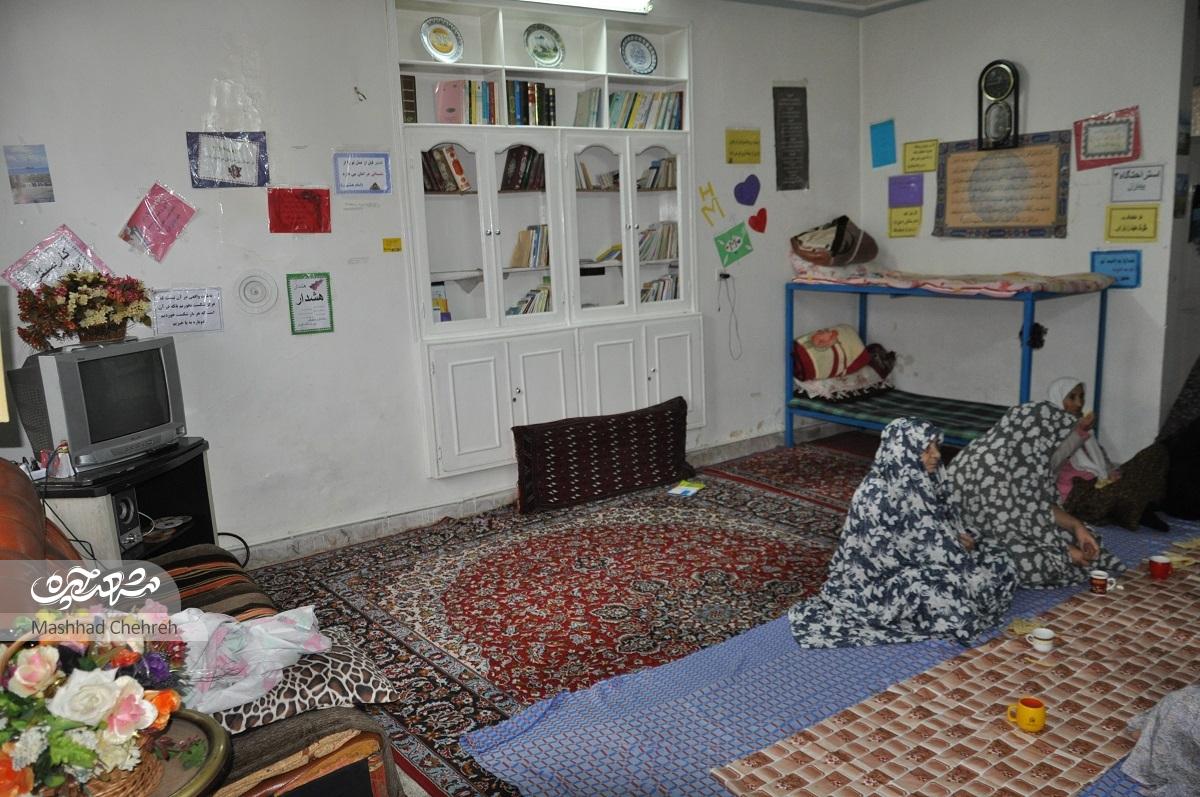 حمیرا پوررمضانی، مادر مهربان کمپ ترک اعتیاد بانوان است حمیرا پوررمضانی، مادر مهربان کمپ ترک اعتیاد بانوان است