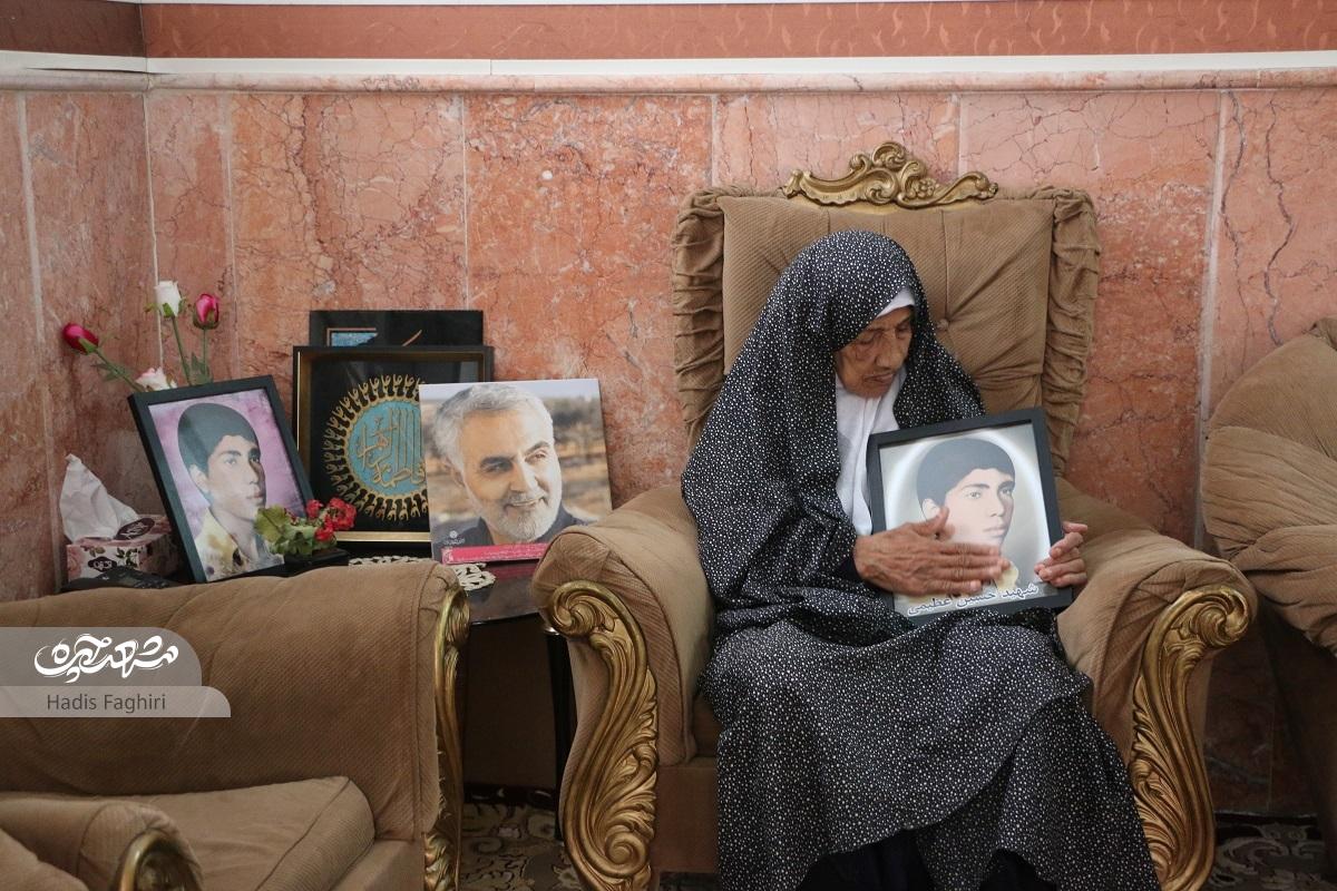 روایت دلتنگی سه مادر شهید در یک قاب روایت دلتنگی سه مادر شهید در یک قاب