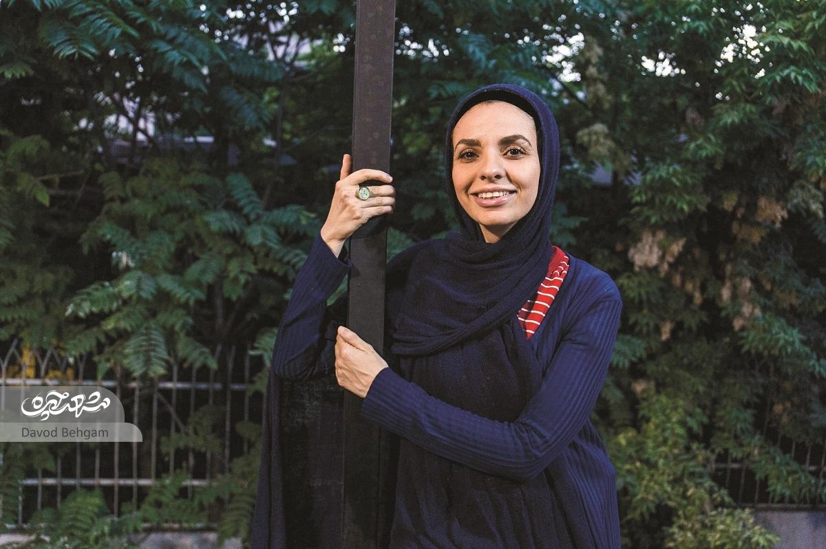 مهسا غفوریان، برترین بانوی بازیگر، در سی و ششمین دوره از جشنواره تئاتر فجر بوده است. مهسا غفوریان، برترین بانوی بازیگر، در سی و ششمین دوره از جشنواره تئاتر فجر بوده است.