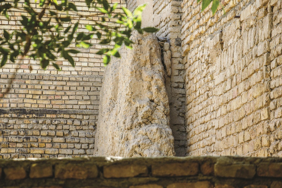 مثل یکی رهگذر از کوچه‌ها