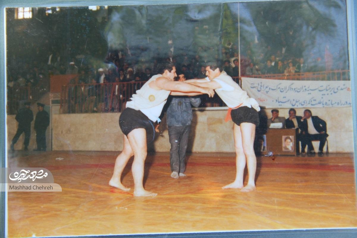 «مهدی چراغ» پهلوان و کشتیگیر پیشکسوتِ اهل محله فردوسی است «مهدی چراغ» پهلوان و کشتیگیر پیشکسوتِ اهل محله فردوسی است