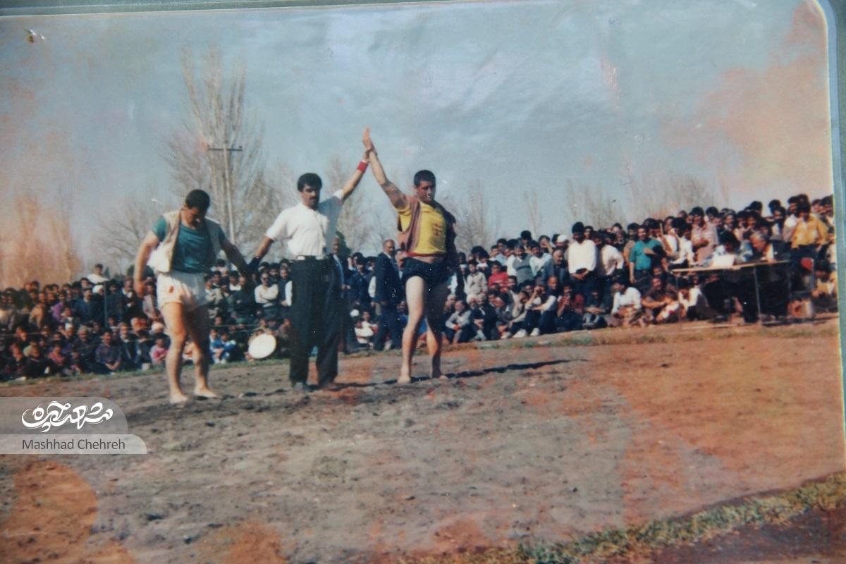 «مهدی چراغ» پهلوان و کشتیگیر پیشکسوتِ اهل محله فردوسی است «مهدی چراغ» پهلوان و کشتیگیر پیشکسوتِ اهل محله فردوسی است