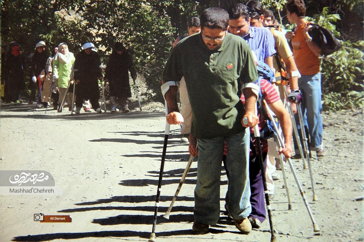ورزشکار معلول مشهدی هم کوهنوردی میکند و هم وزنهبرداری ورزشکار معلول مشهدی هم کوهنوردی میکند و هم وزنهبرداری