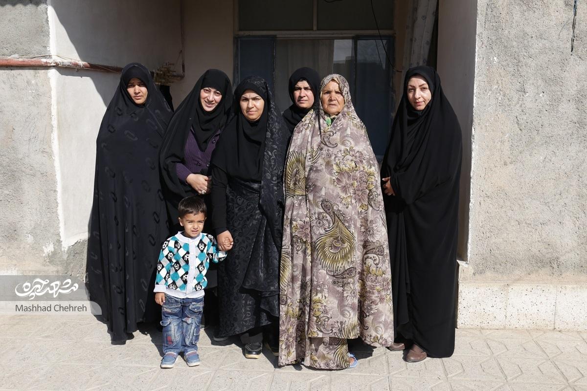 حکایت ۱۲سال چشمانتظاری پدر و مادر شهید ابراهیم دهقان حکایت ۱۲سال چشمانتظاری پدر و مادر شهید ابراهیم دهقان