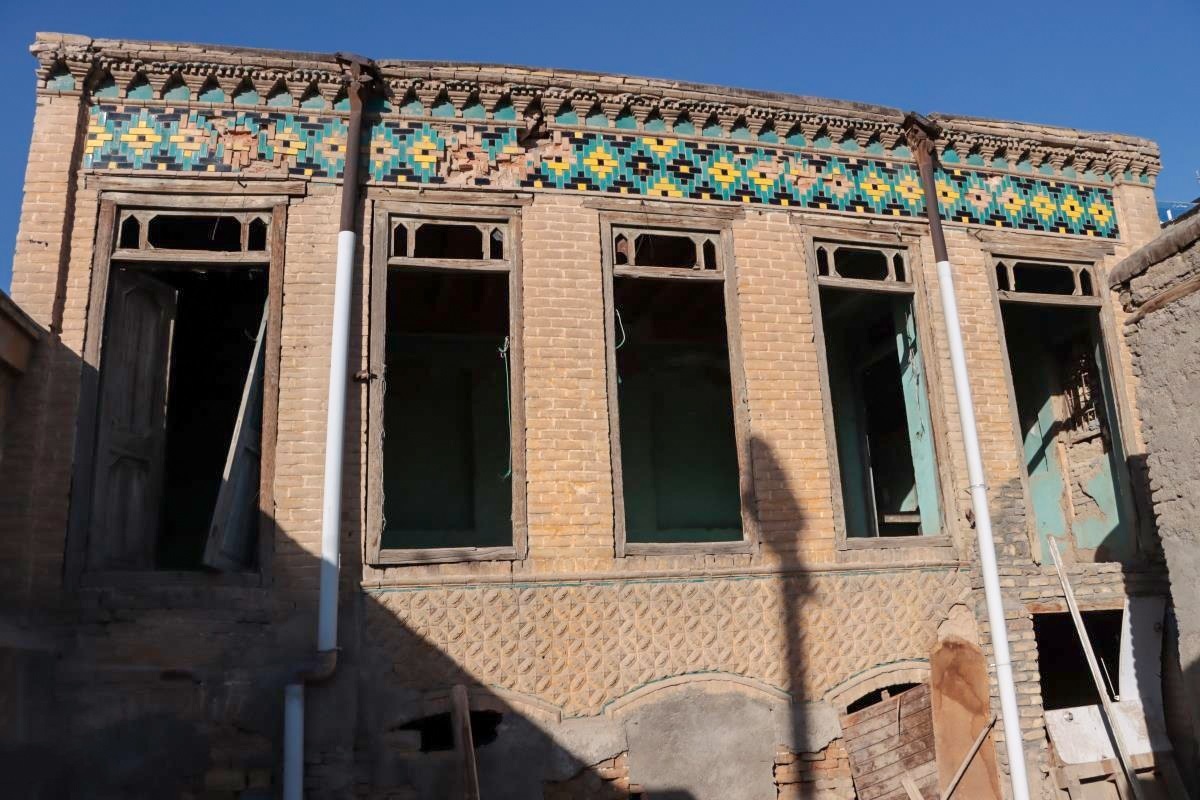 وضعیت ۳۰ بنای تاریخی مشهد بحرانی است