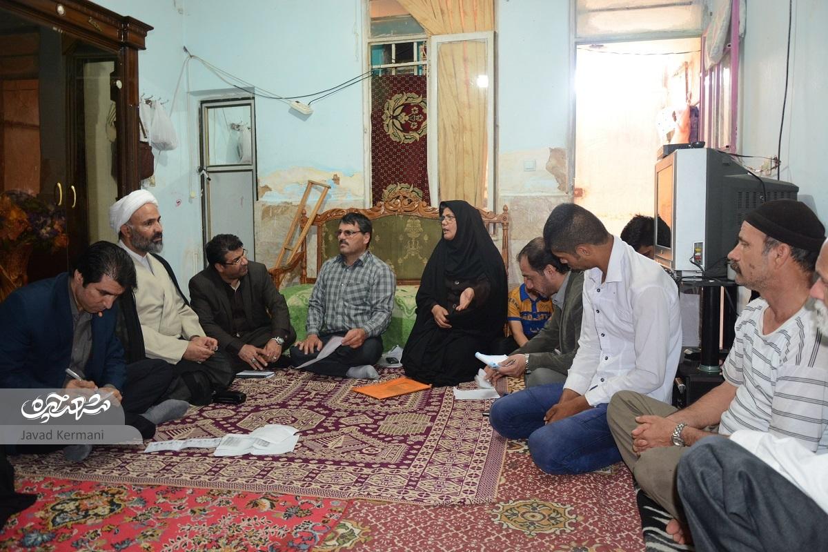 نیکاندیشانی که دستگیر معلولان شده اند نیکاندیشانی که دستگیر معلولان شده اند