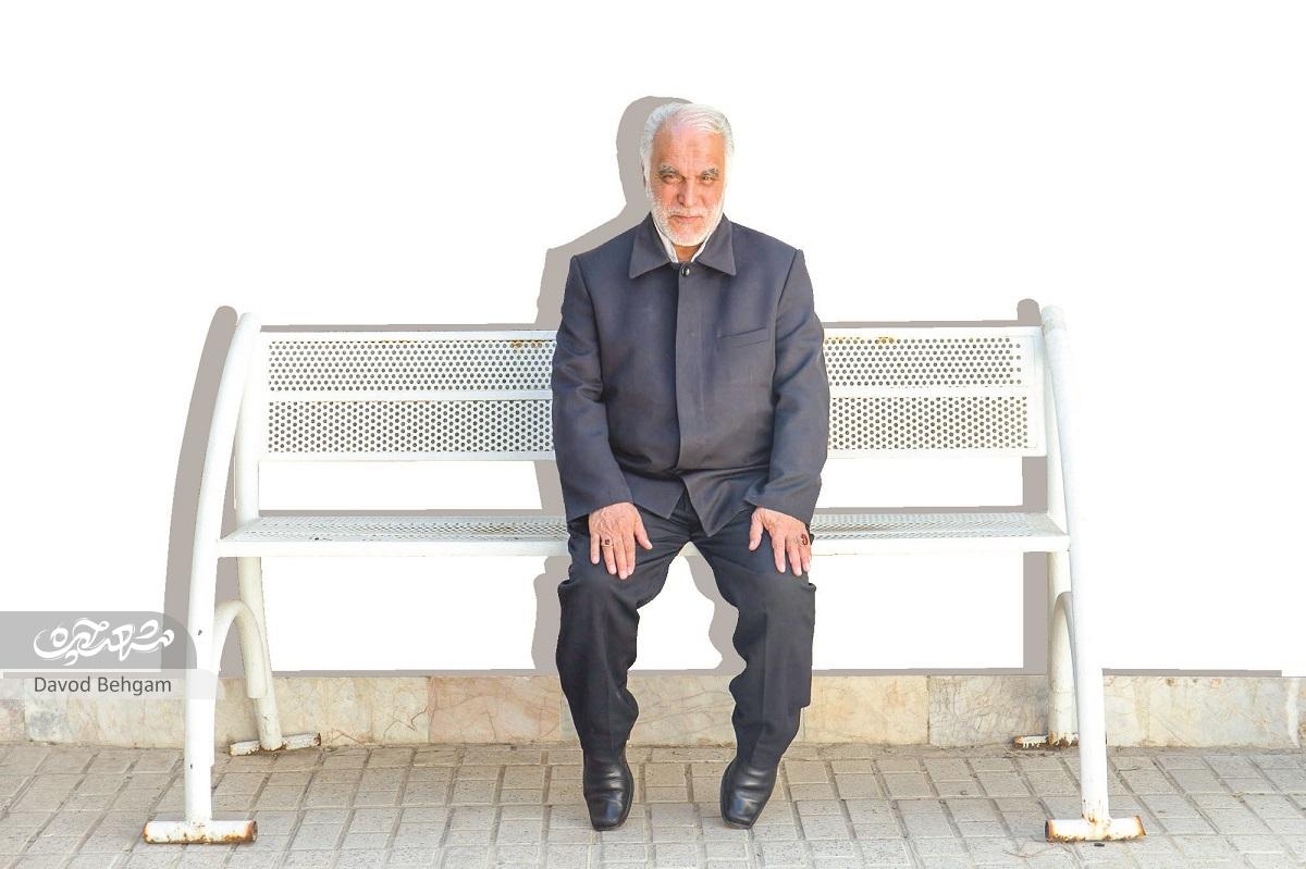 یک عمر خدمت به زائران امام رضا(ع) یک عمر خدمت به زائران امام رضا(ع)