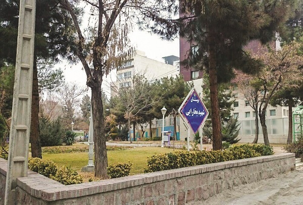 پریدیم داخل کال قره‌خان و پنهان شدیم